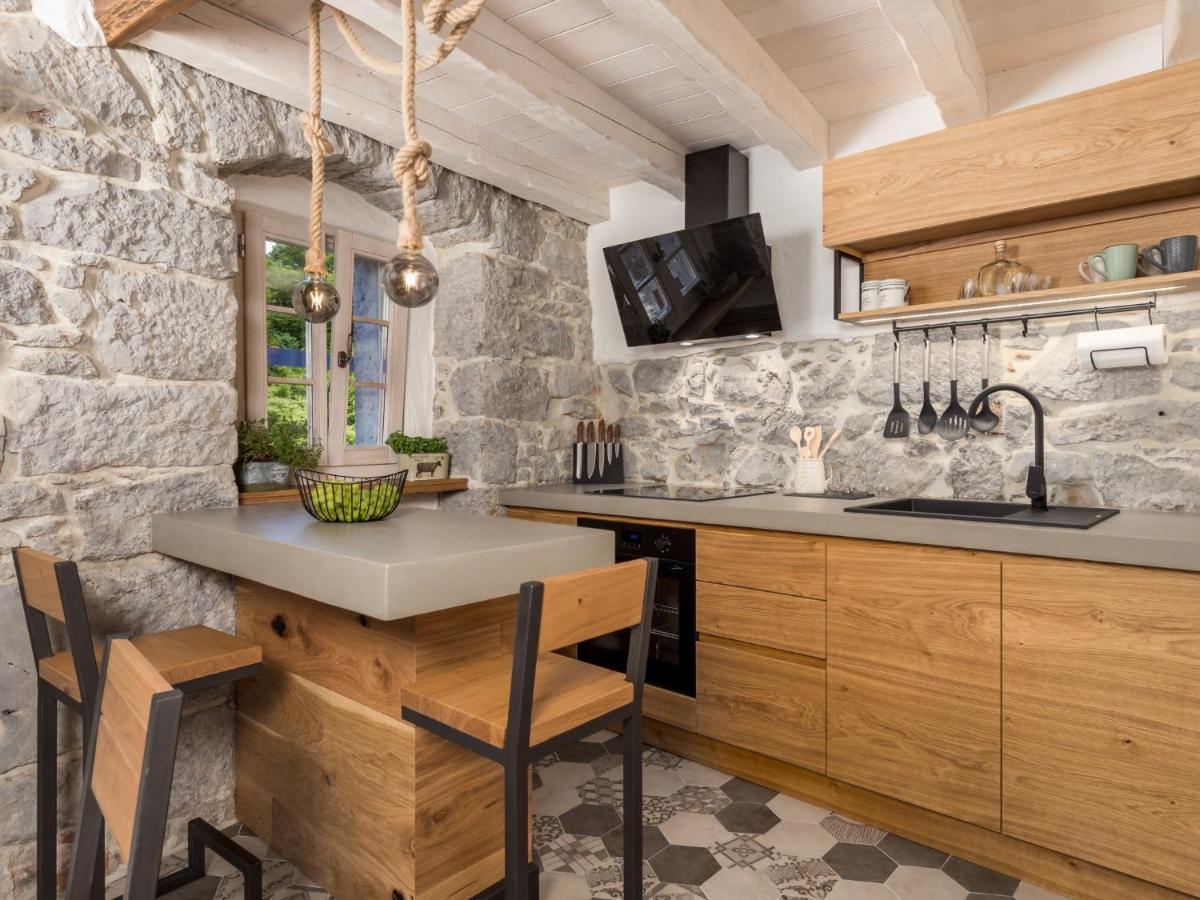 Holiday Home Villa Antonio By Interhome Jurdani Exterior photo